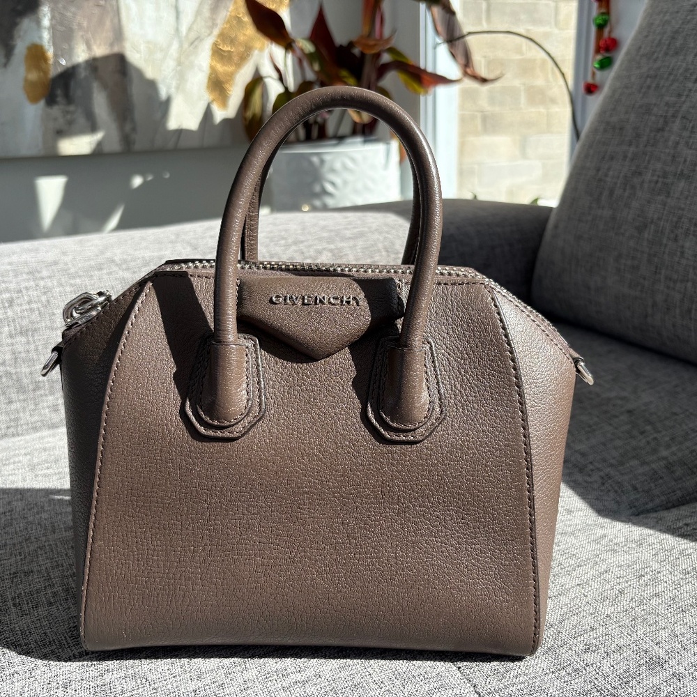 Givenchy Mini Antigone Gray leather bag